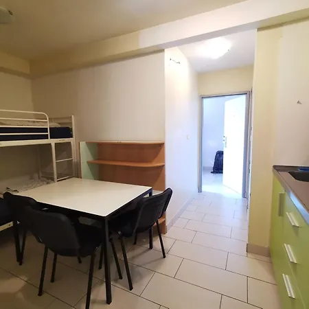 Simbol Rooms With Free Private Parking-3